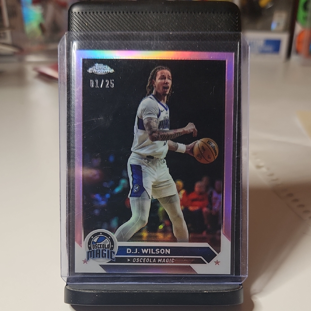 2024 Topps Chrome D.J. Wilson Trading Card - Numbered 01/25 - Blue and White